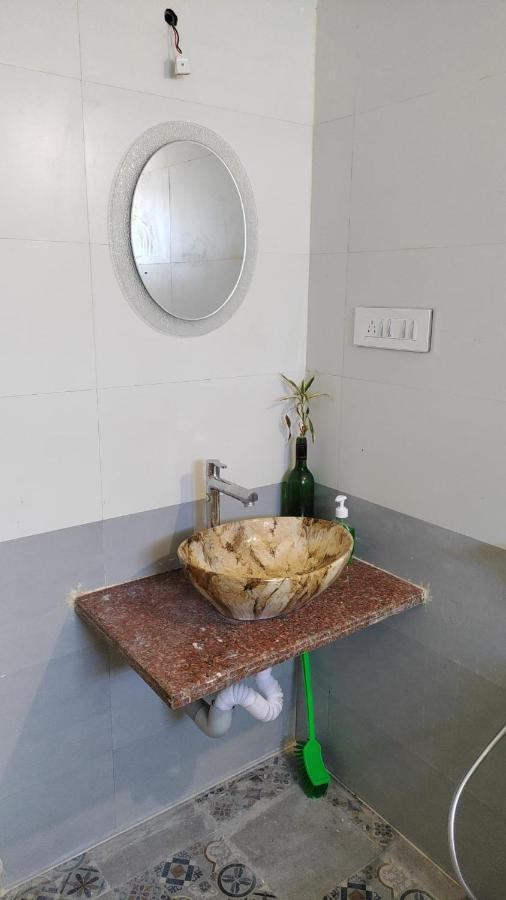 Kamoga Homestay Вираджпет Екстериор снимка
