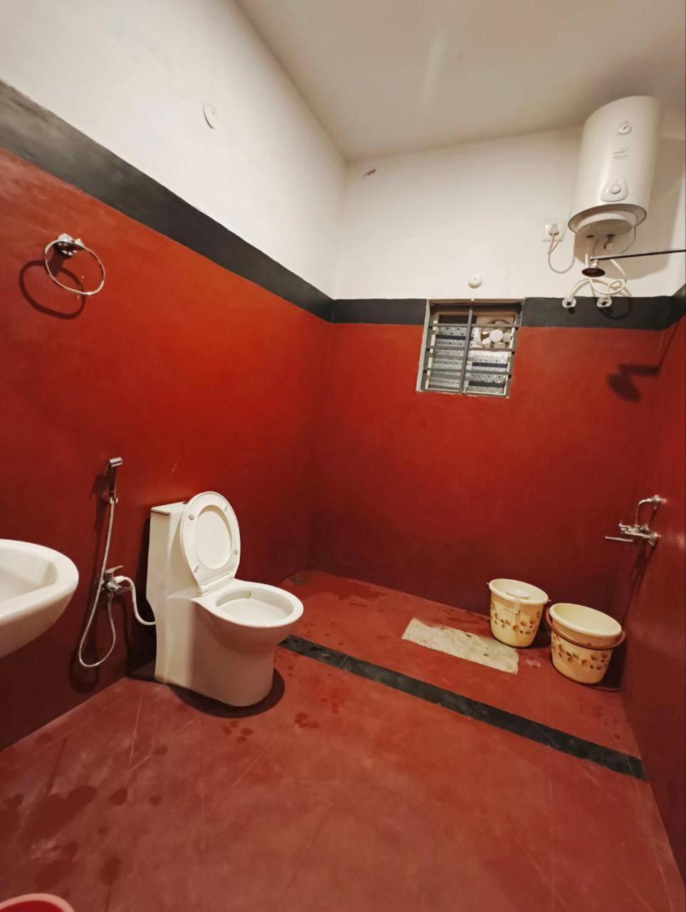 Kamoga Homestay Вираджпет Екстериор снимка